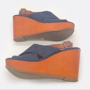 EUC LUCKY BRAND Merrona Navy Blue Wedge